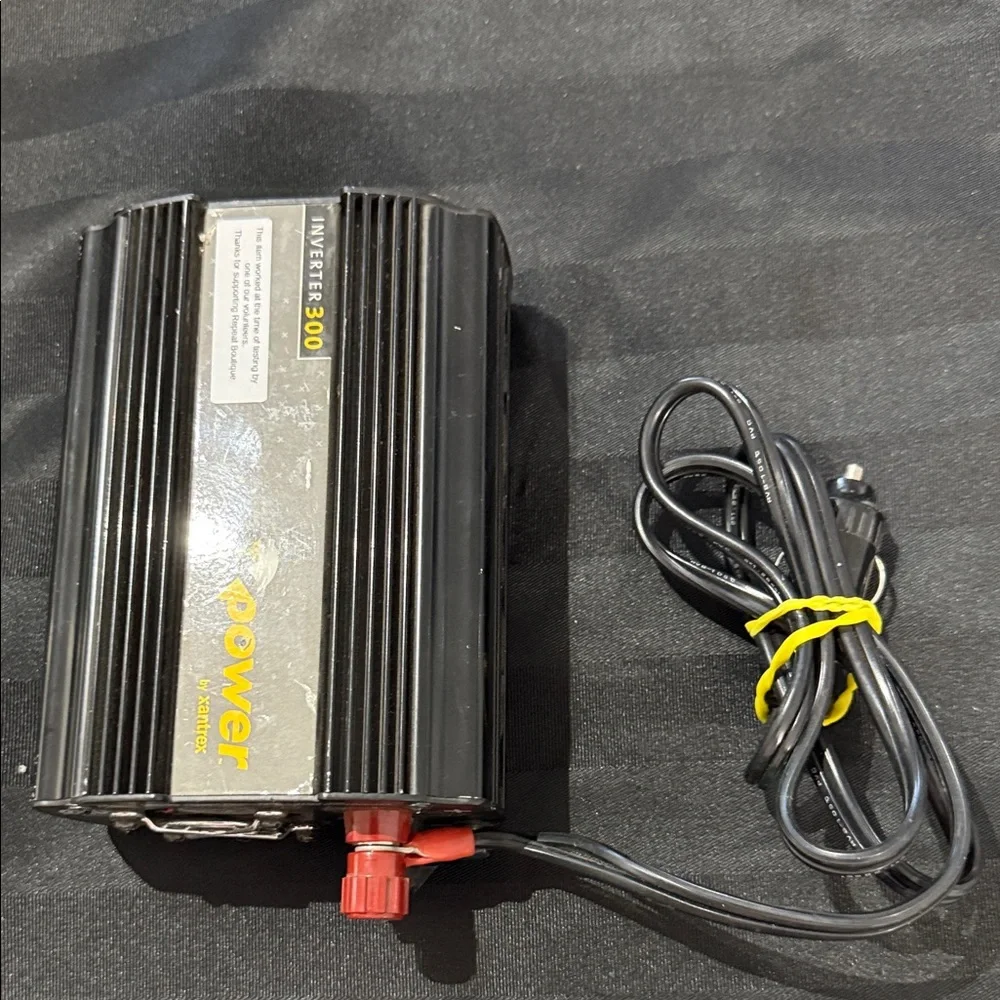 XPower Inverter 300 - Black - Picture 5 of 8